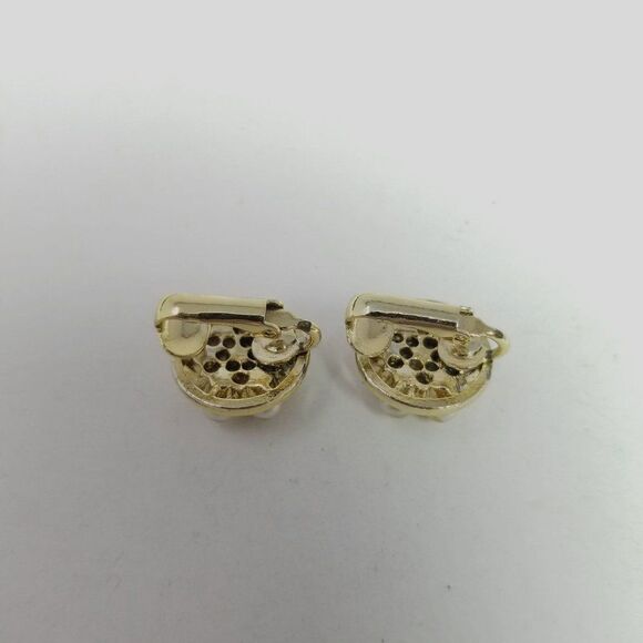 Vintage Pearl Cluster Clip On Earrings, Gold Tone Setting, Classic Retro Estate - Picture 3 of 5
